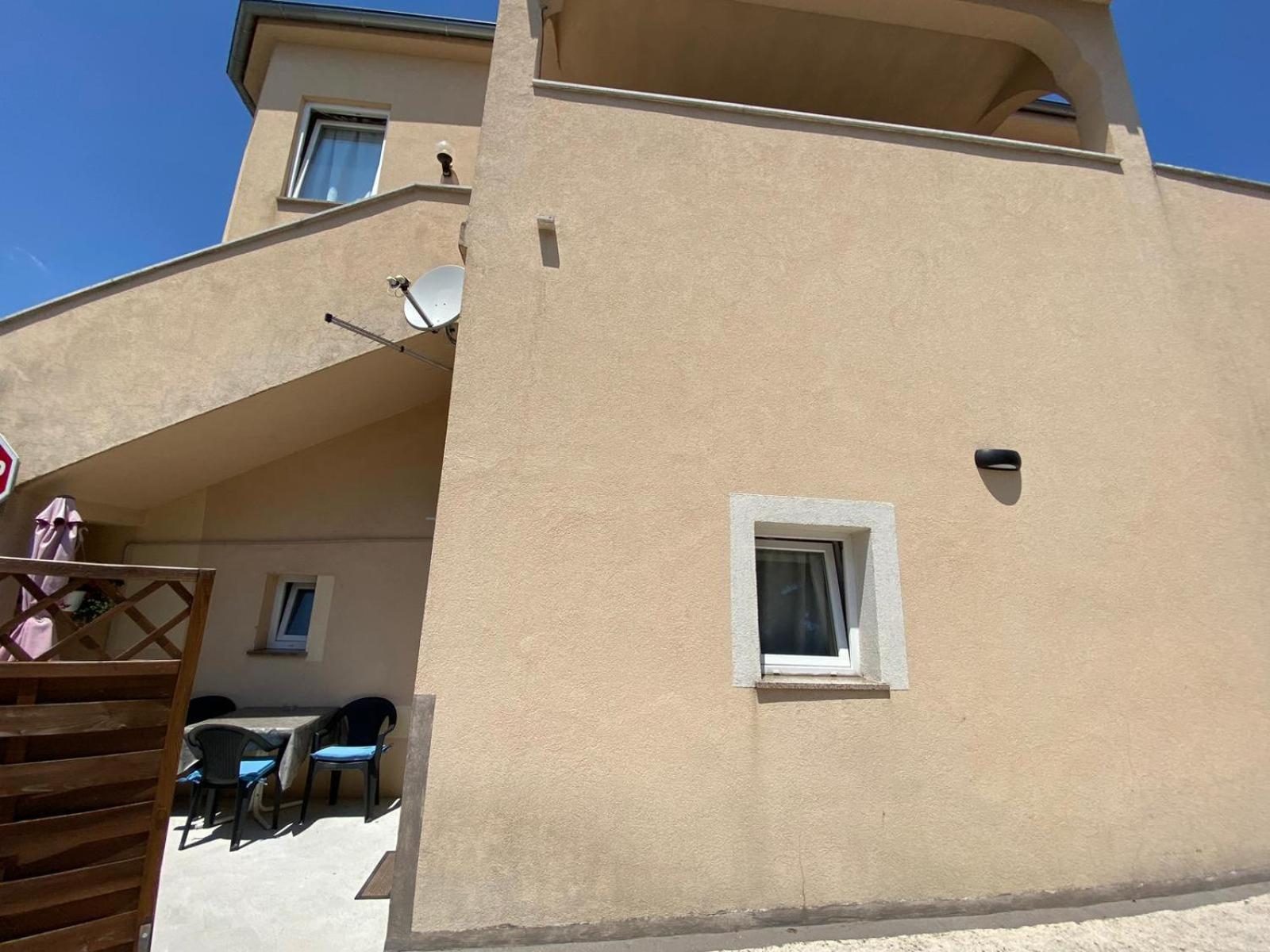 Room Sandra Матули Екстериор снимка