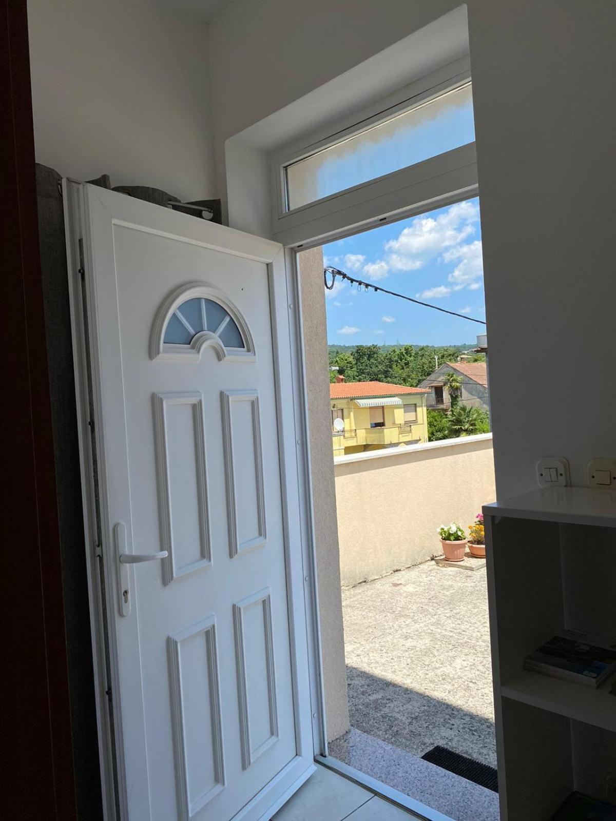 Room Sandra Матули Екстериор снимка